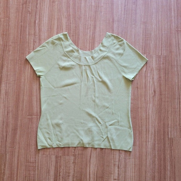 Talbots Shirt Womens Large Chartreuse Green Short Sleeve Knit Basic Everyday Top - Picture 2 of 8